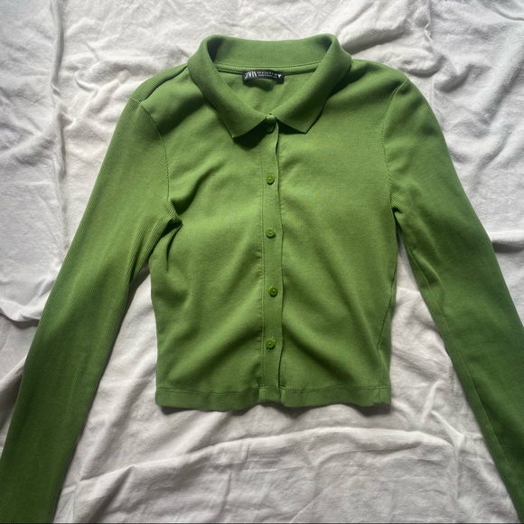 green zara button up long sleeve collared top - Picture 2 of 4